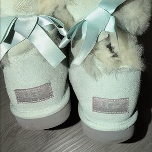 UGG AUSTRALIA Bailey Bow Mini Boots Baby Blue Size 6